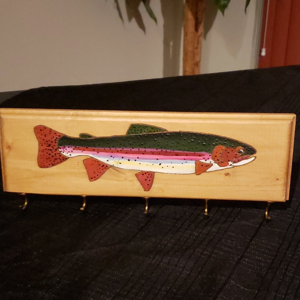 Wooden Fish Wall Hanger with Hooks.